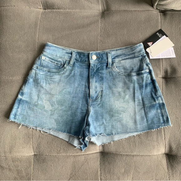 NWT GUESS Claudia Shorts Size 26 - Picture 2 of 10